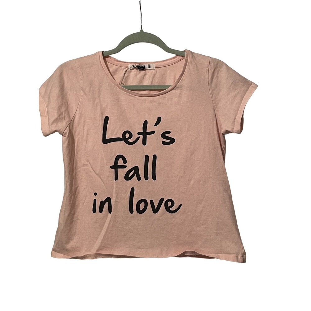 Sienna & Bellini Women's One Size Let's Fall In Love Cropped Pink Shirt Tee‎